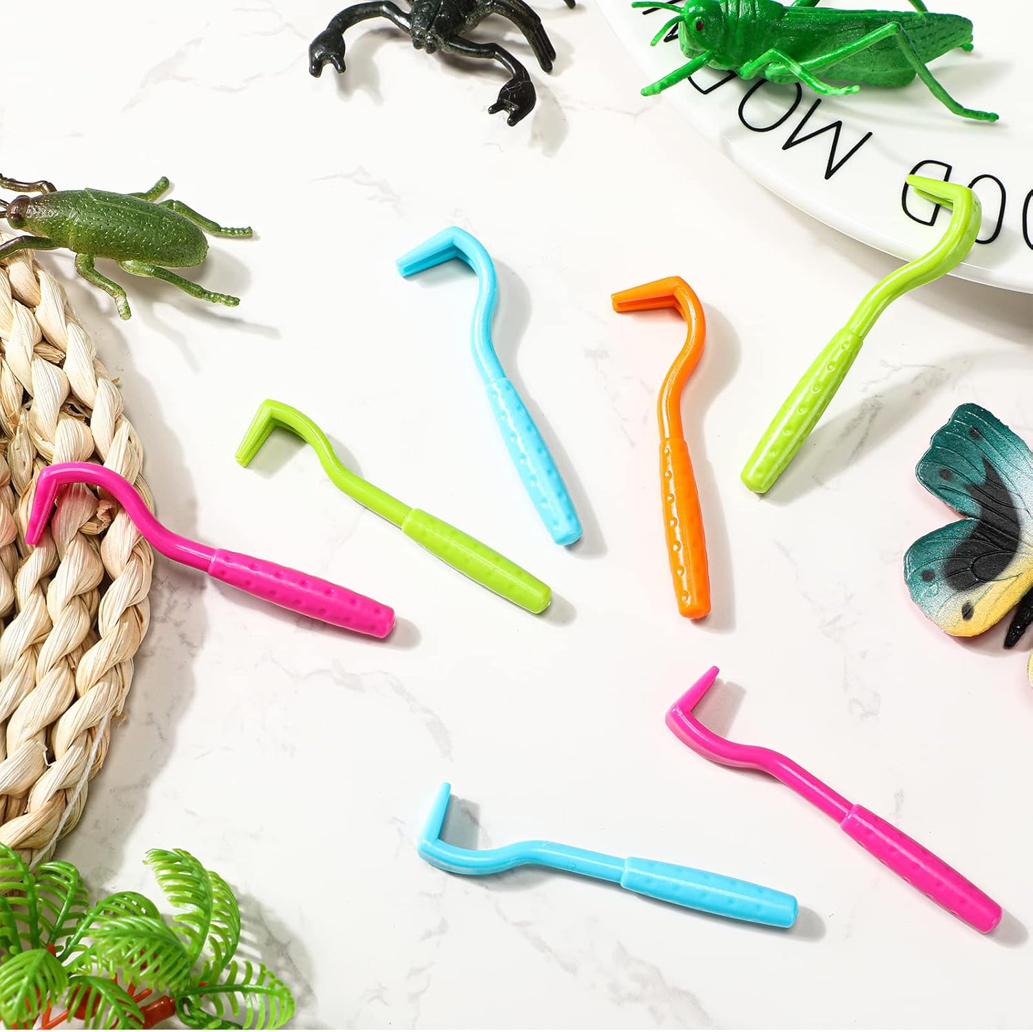 48 Pack Tick Removal Tool Tick Remover for Dogs, Cats and Humans Plastic Tick Puller Tick Grabber, 3 Sizes (Green, Rose Red, Orange, Blue) - Image 2
